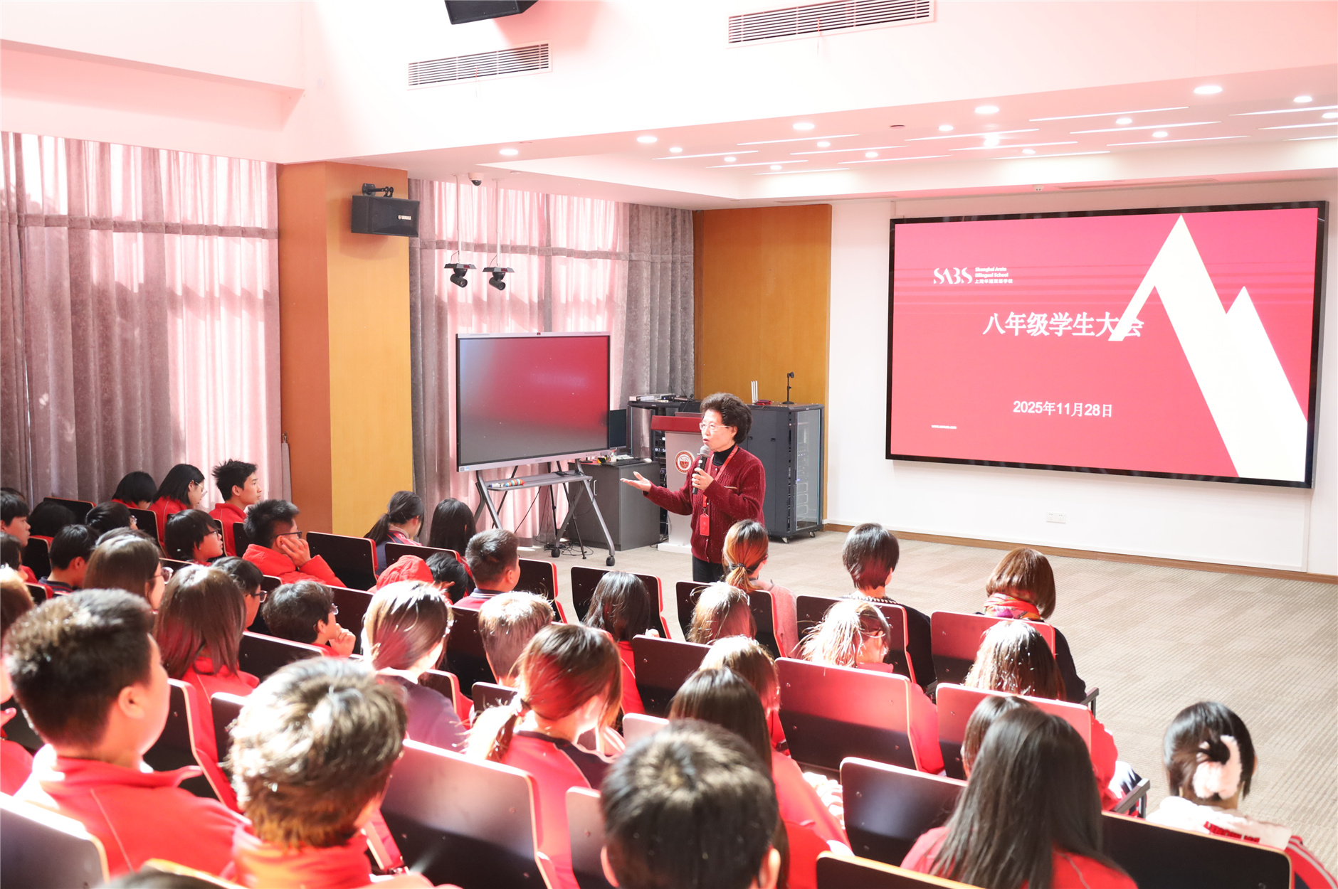 IMG_2241.jpg IMG_2241.jpg