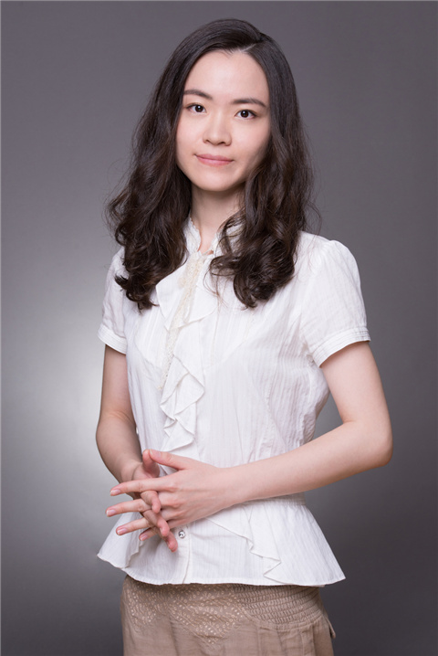 艺术教师 李乙.jpg