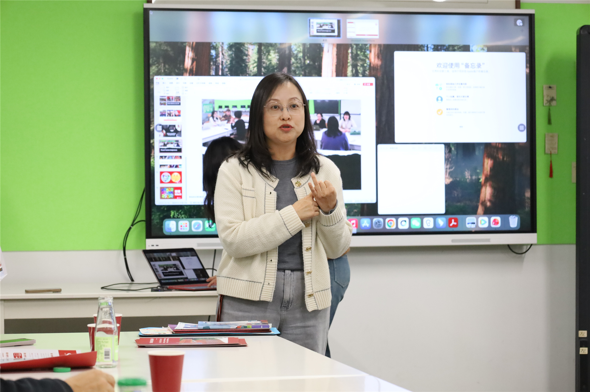 IMG_2674.jpg IMG_2674.jpg